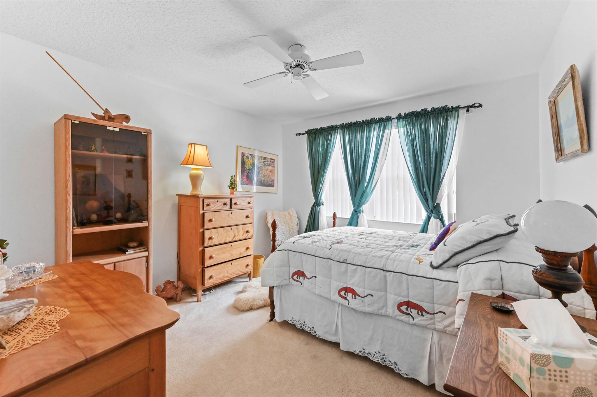 LAKE CHARLESTON - Residential