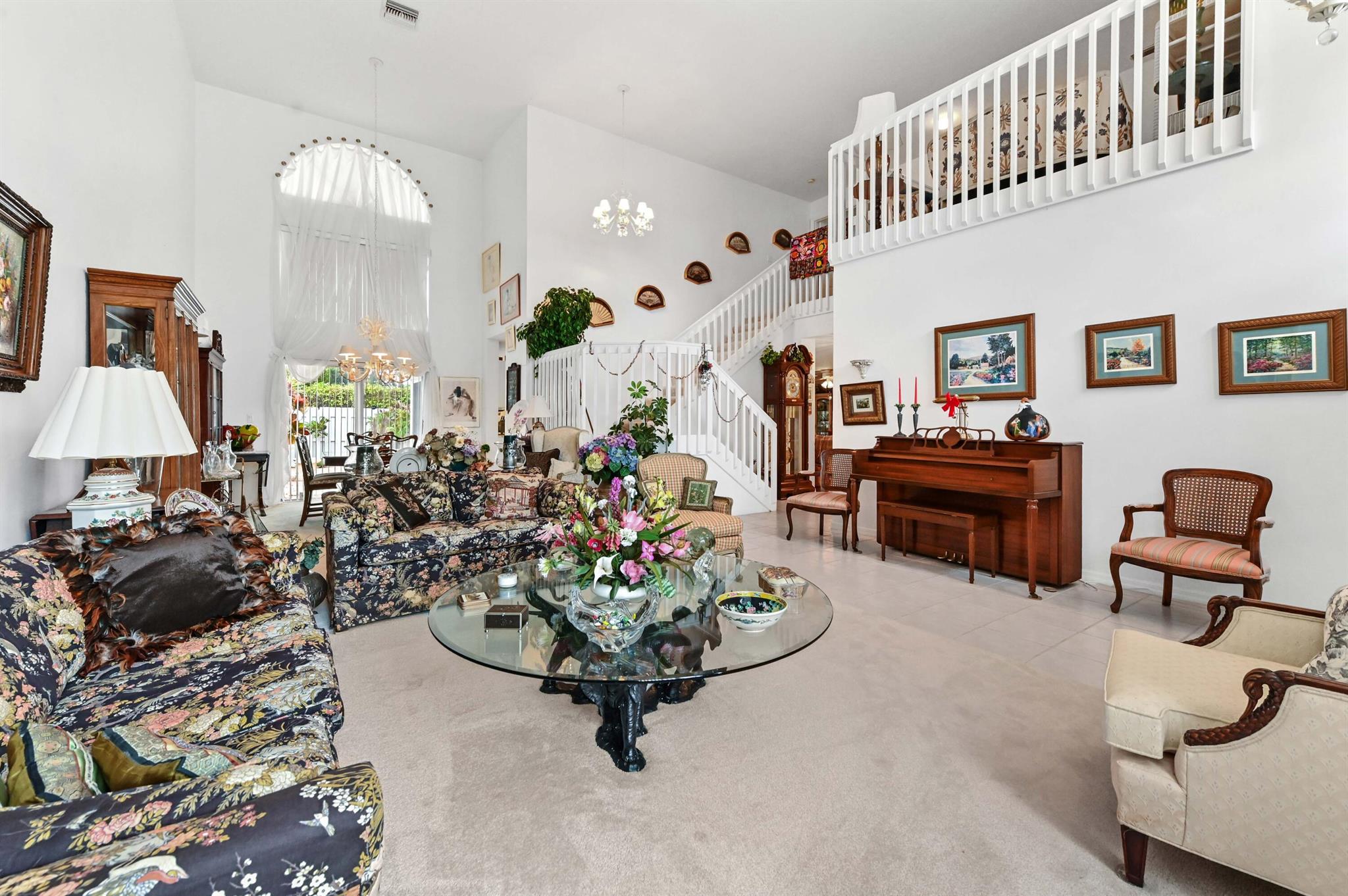 LAKE CHARLESTON - Residential