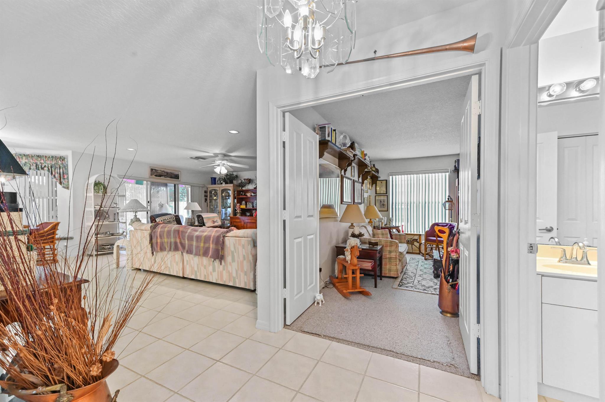 LAKE CHARLESTON - Residential