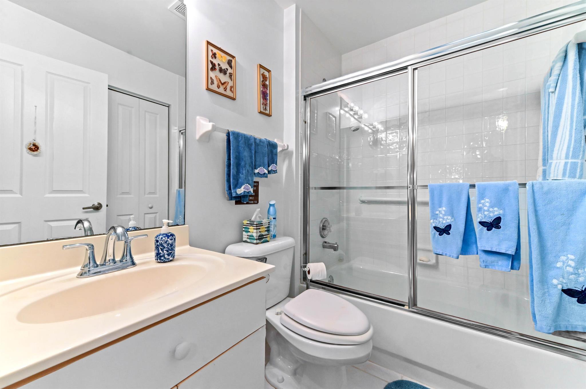 LAKE CHARLESTON - Residential