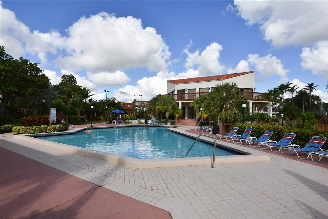 Ambassador Square - Residential
