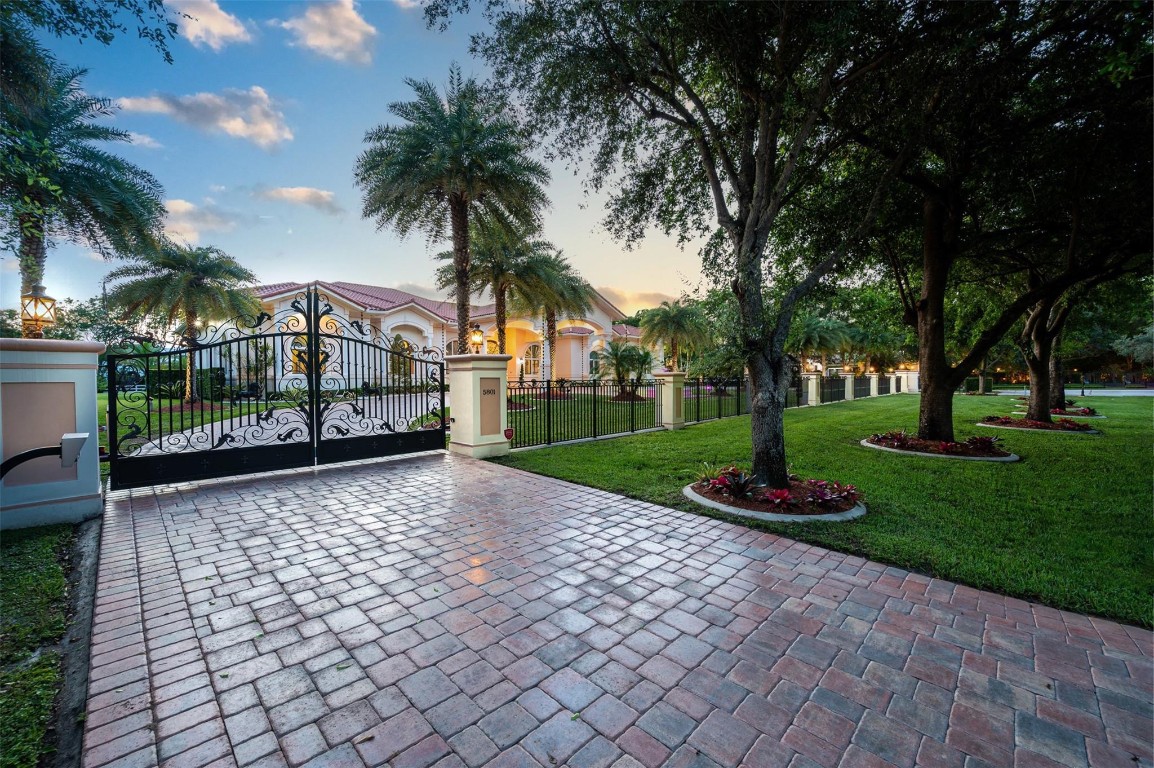 Estates At Sunshine Ranch - Residential