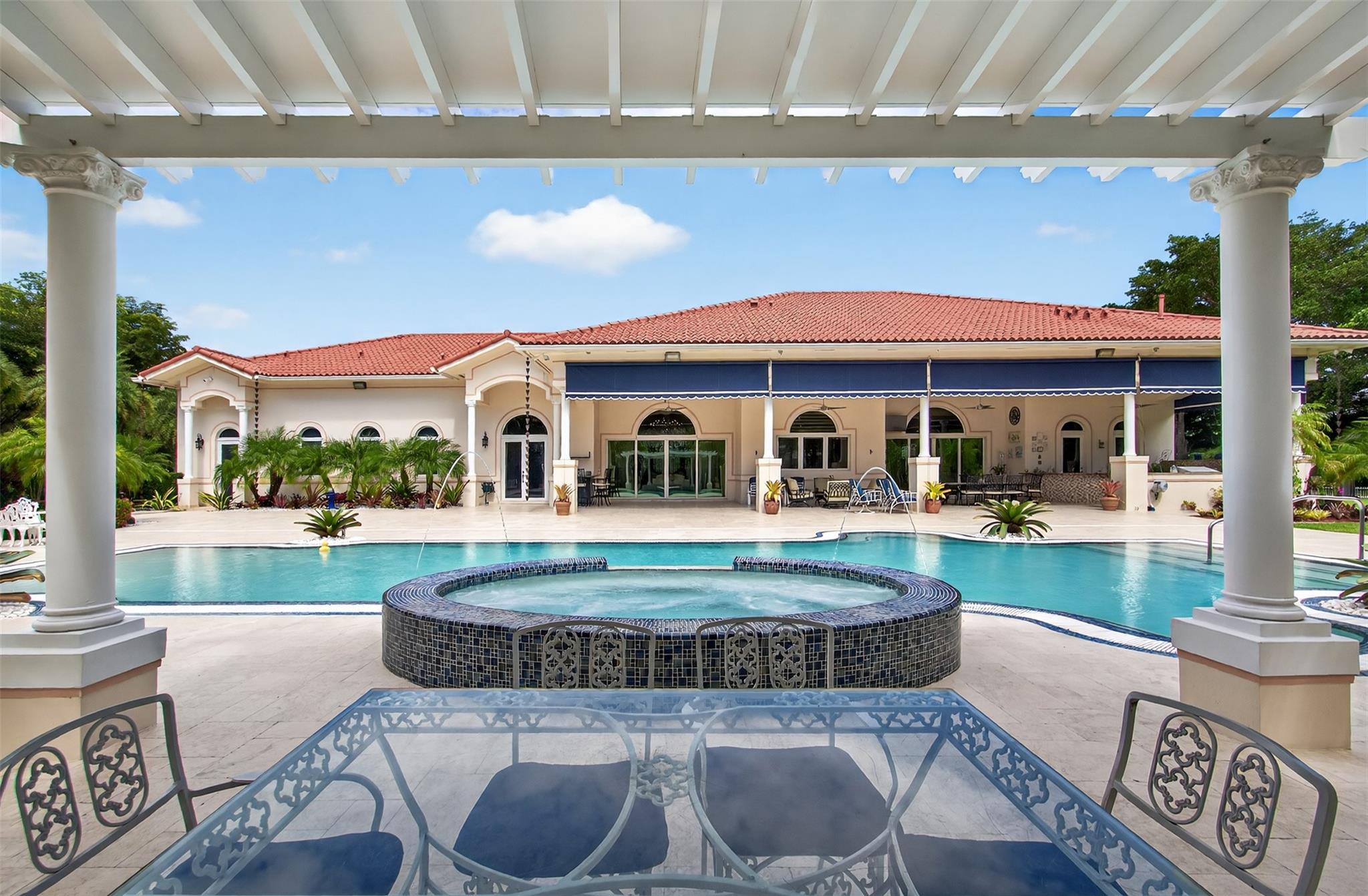 Estates At Sunshine Ranch - Residential