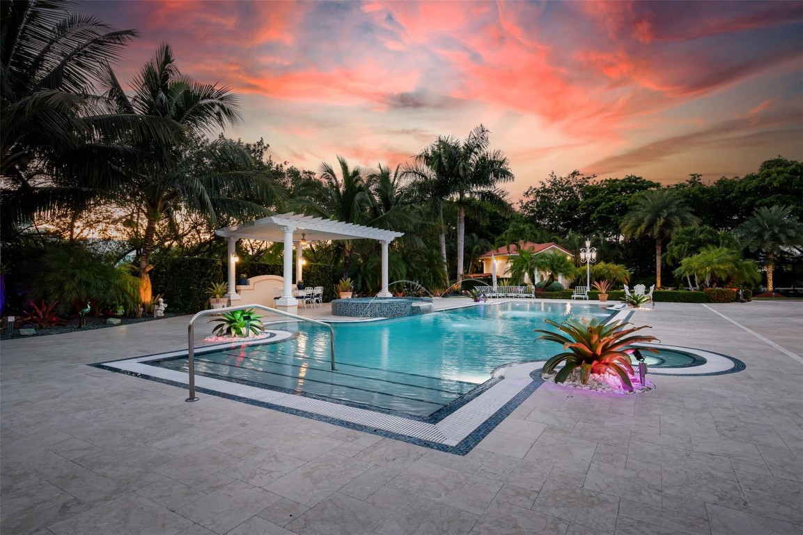 Estates At Sunshine Ranch - Residential