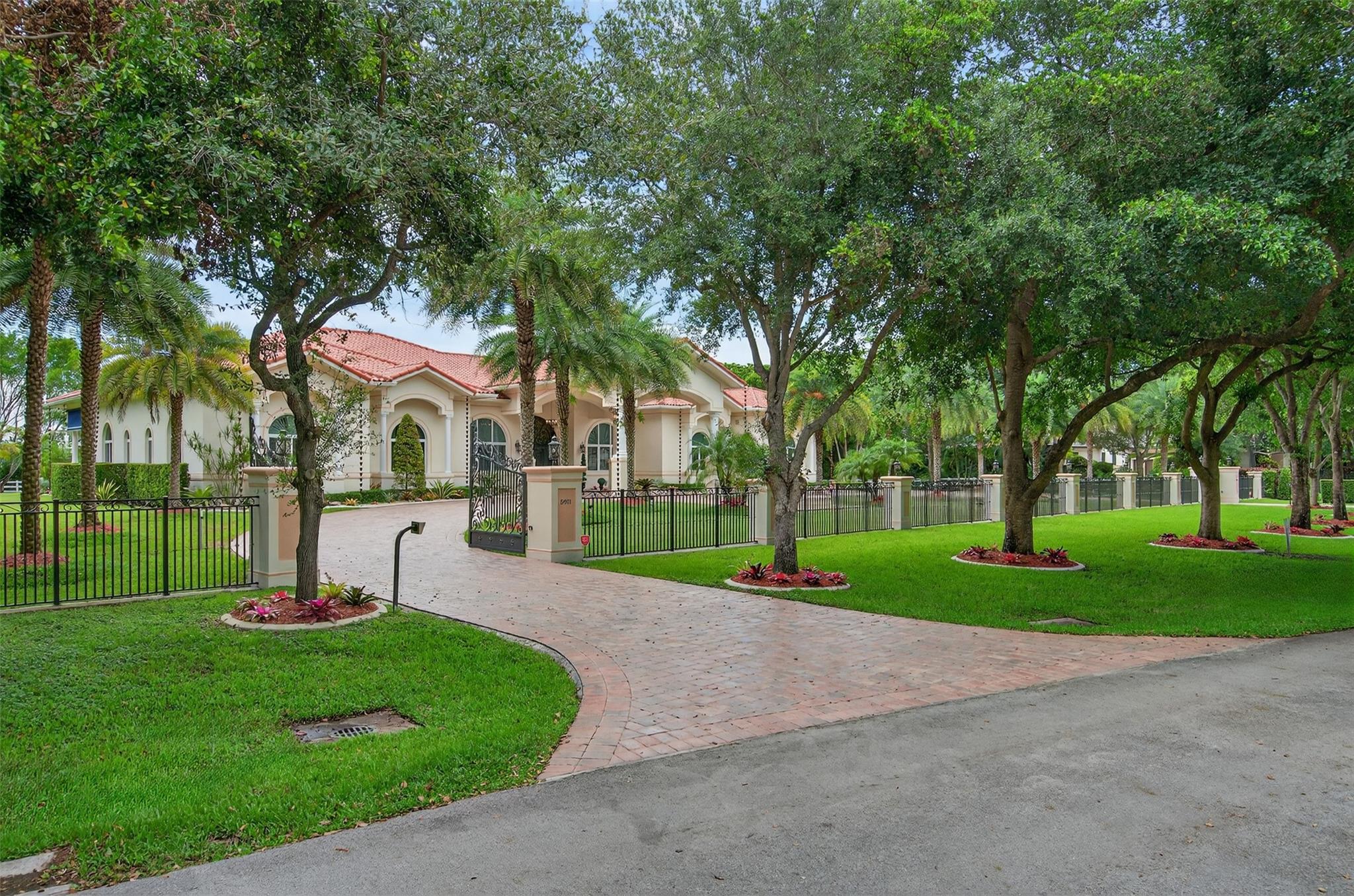 Estates At Sunshine Ranch - Residential