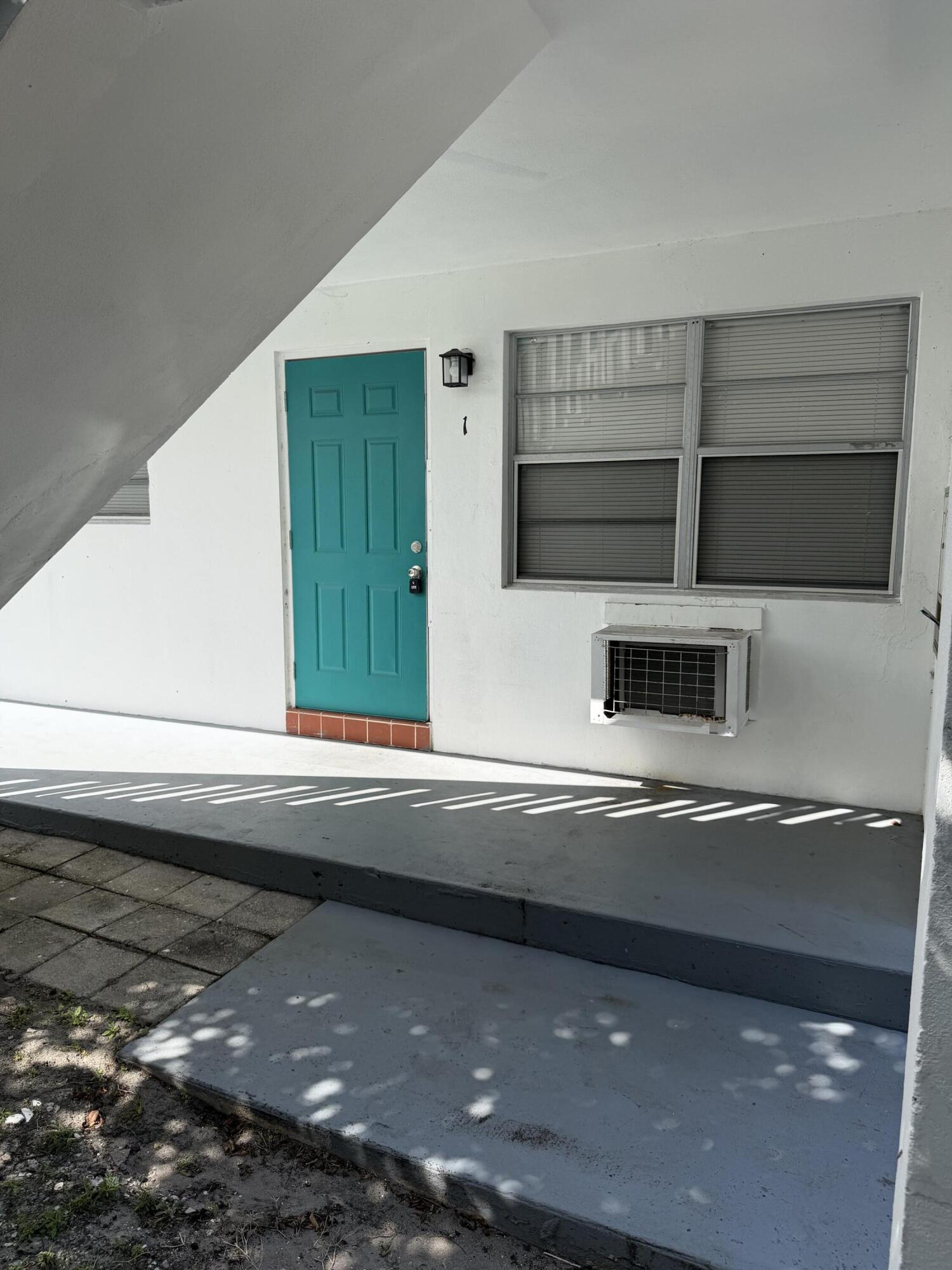 ELEVEN ELEVEN CONDO - Residential Lease