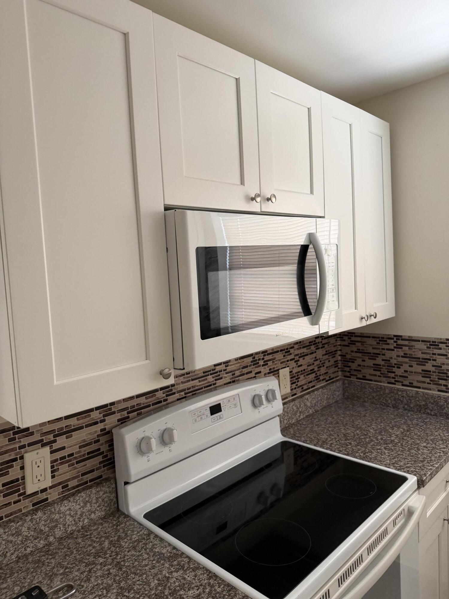 ELEVEN ELEVEN CONDO - Residential Lease