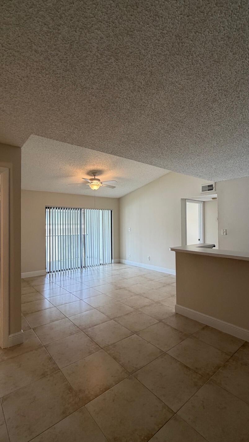 520 S Park Road 22-12