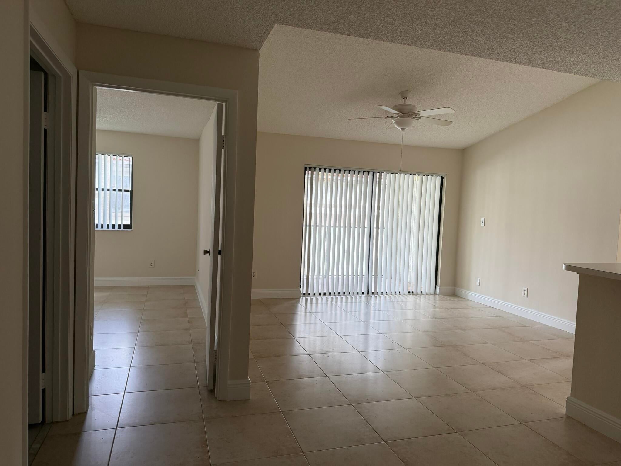 520 S Park Road 22-12