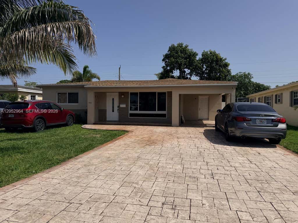 Photo of 7758 Indigo Street, Miramar, FL 33023 (MLS # A12052964)