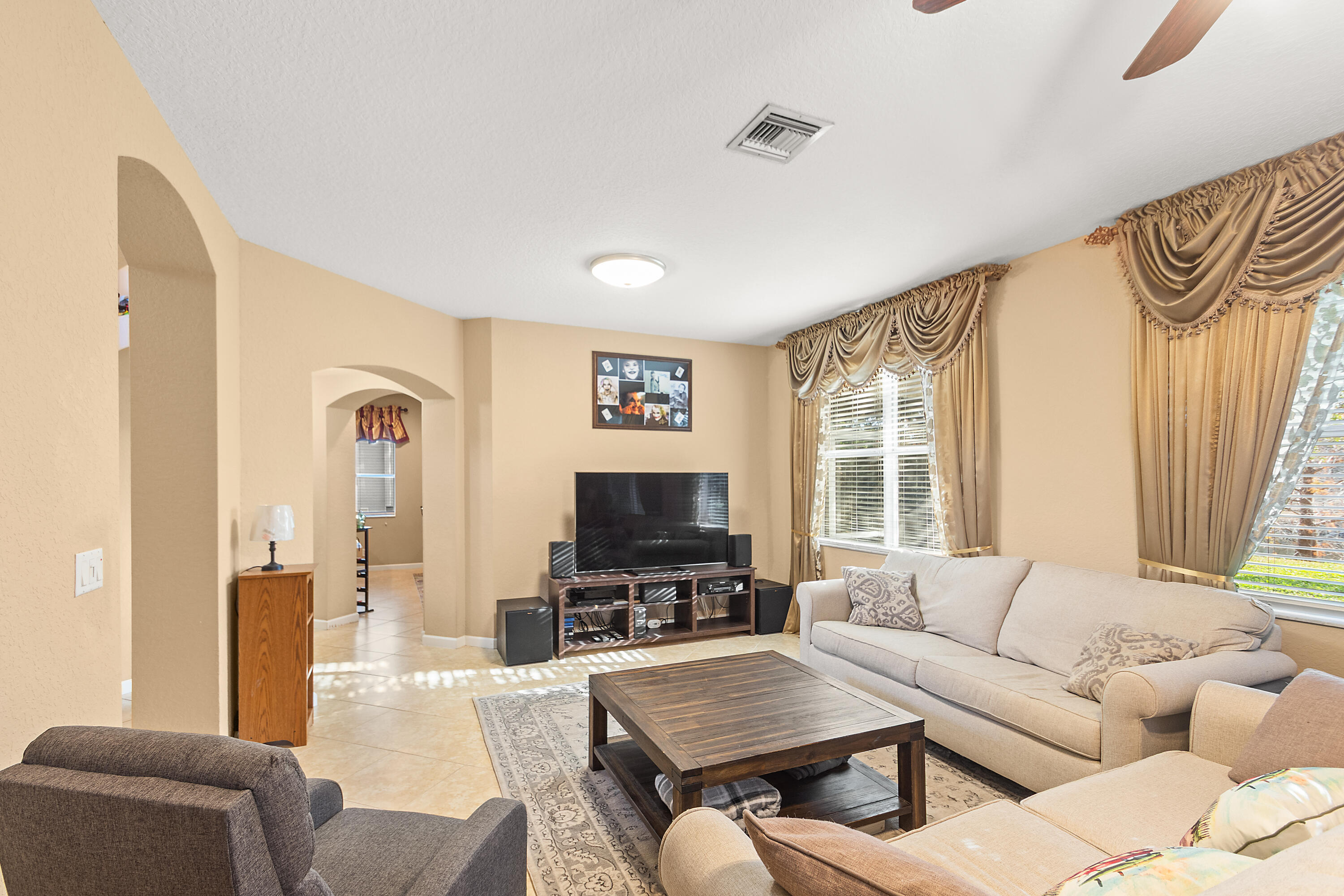 HIGHLANDS RESERVE - Residential