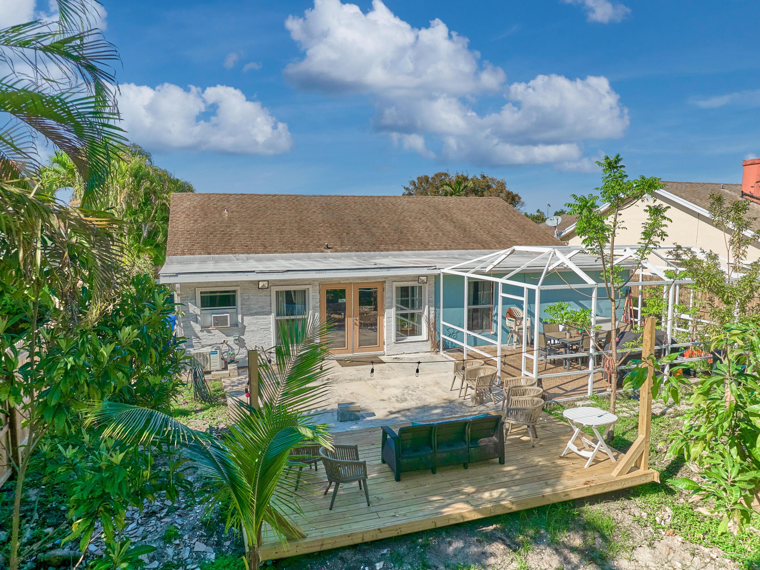 SANDALFOOT COVE SEC 7 AND 8 - Residential