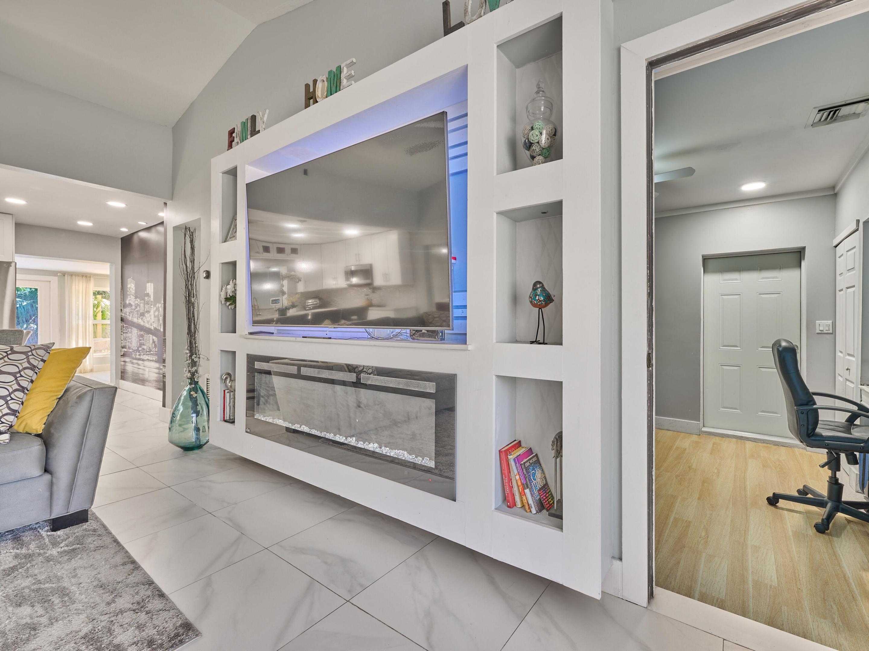 SANDALFOOT COVE SEC 7 AND 8 - Residential