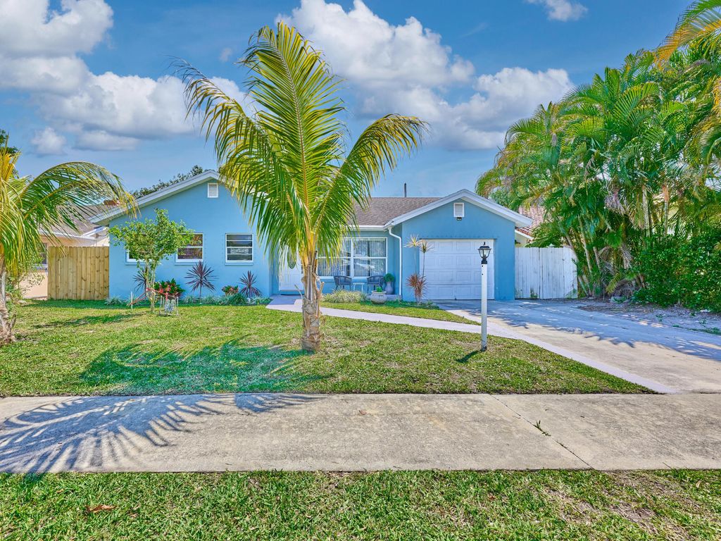 Photo of 9020 SW 8th Street, Boca Raton, FL 33433 (MLS # B26006508)