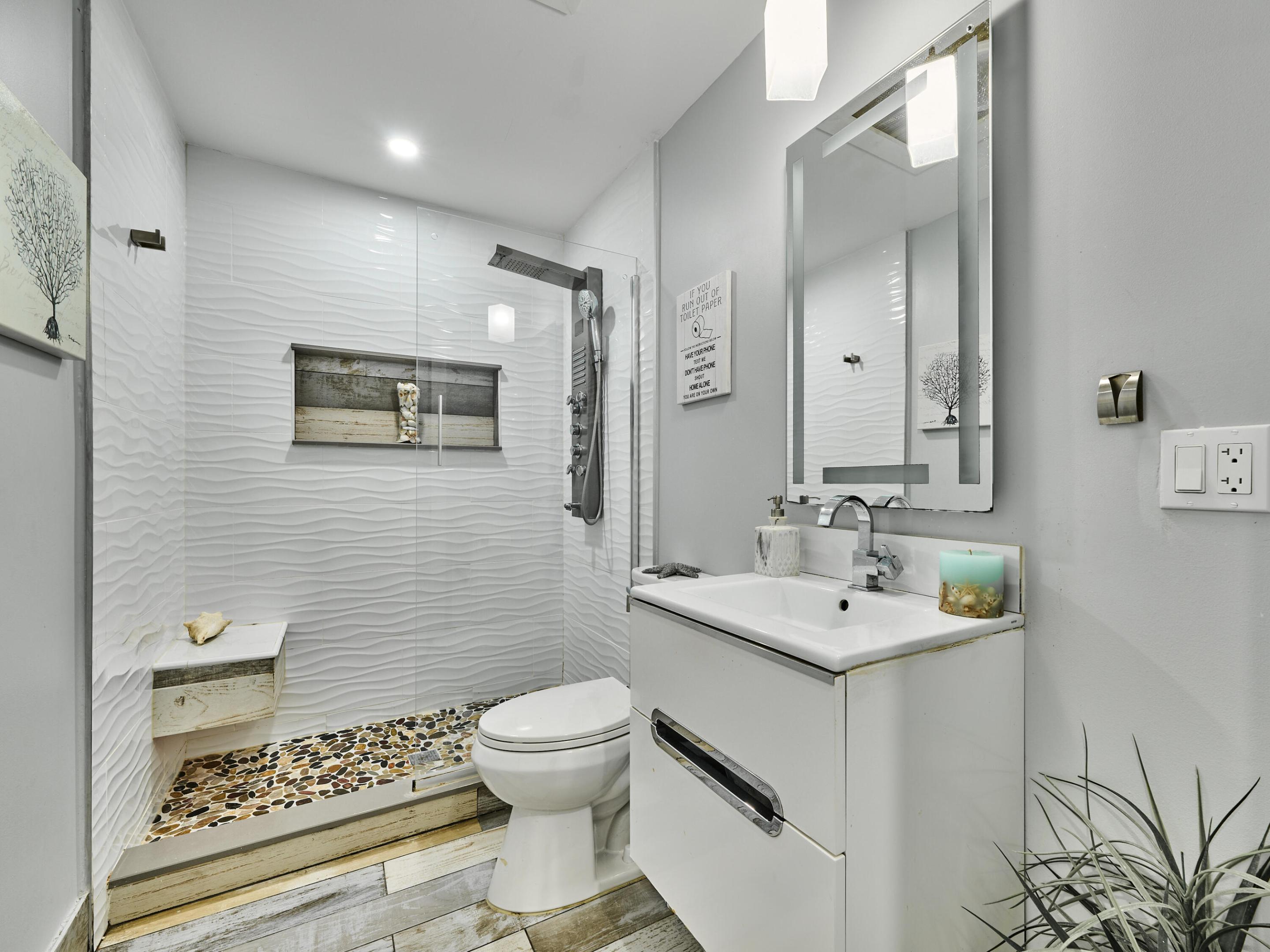 SANDALFOOT COVE SEC 7 AND 8 - Residential