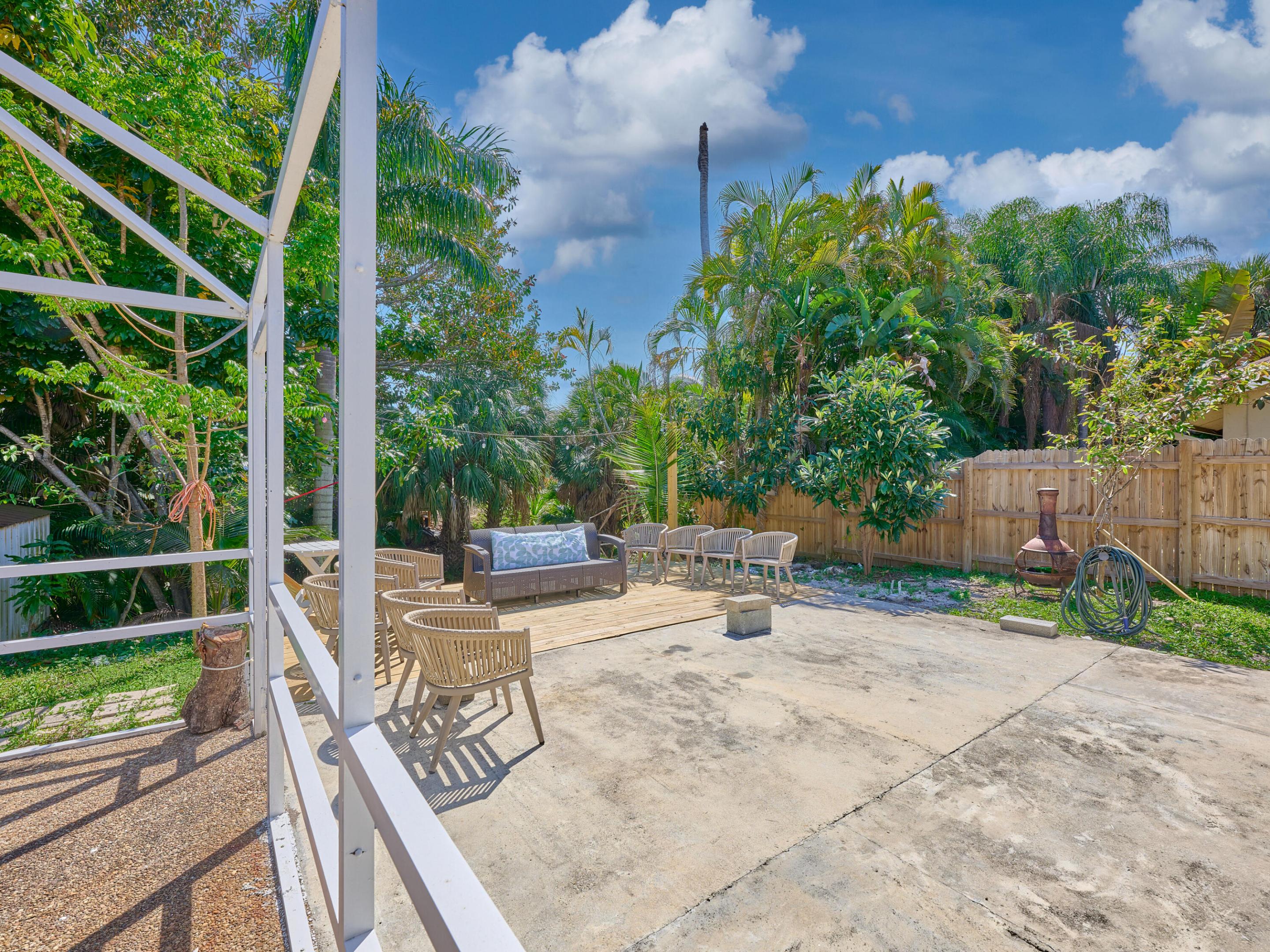 SANDALFOOT COVE SEC 7 AND 8 - Residential