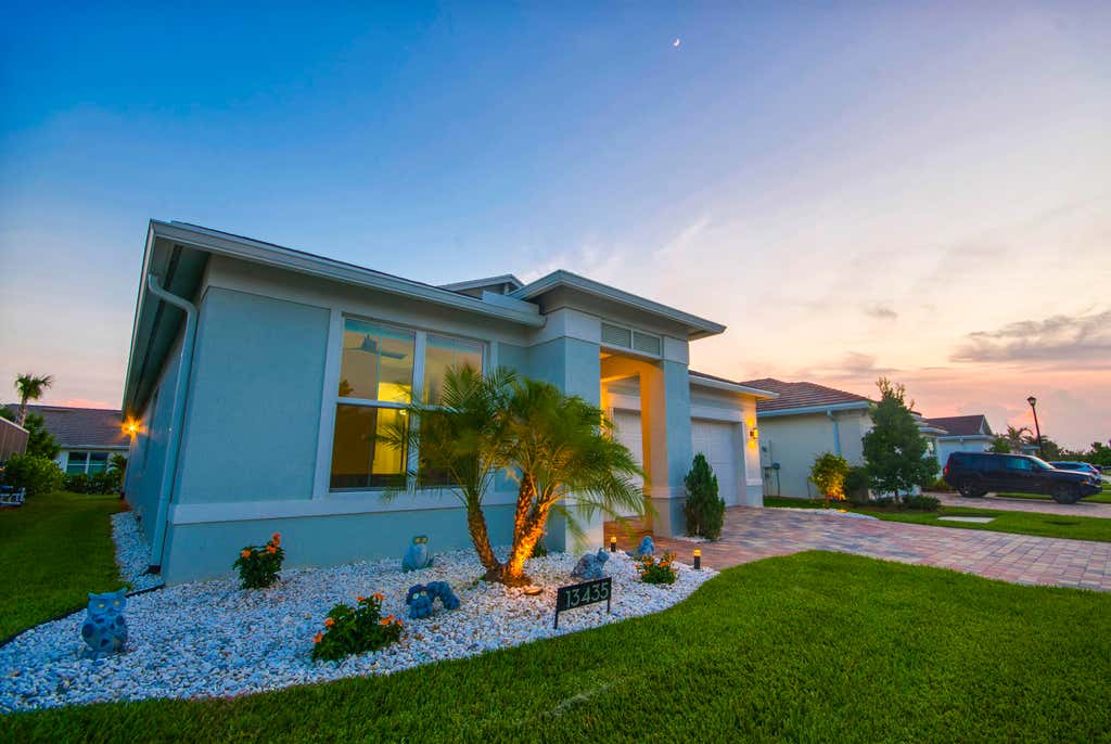 Photo of 13435 SW Vermillion Circle, Port Saint Lucie, FL 34987 (MLS # B26042104)
