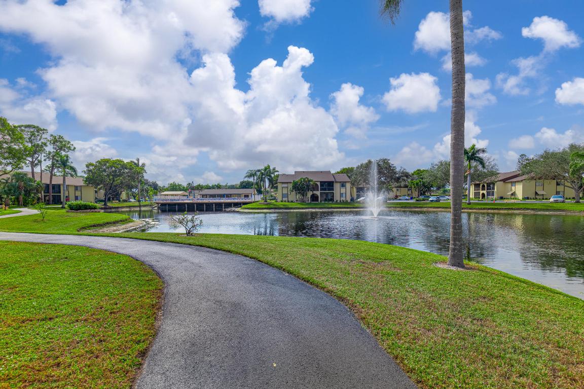 PINE RIDGE SOUTH I CONDO - Residential