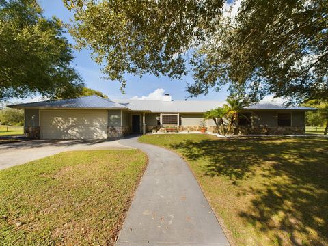 A home in Okeechobee