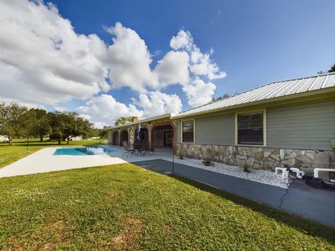 A home in Okeechobee