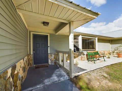 A home in Okeechobee