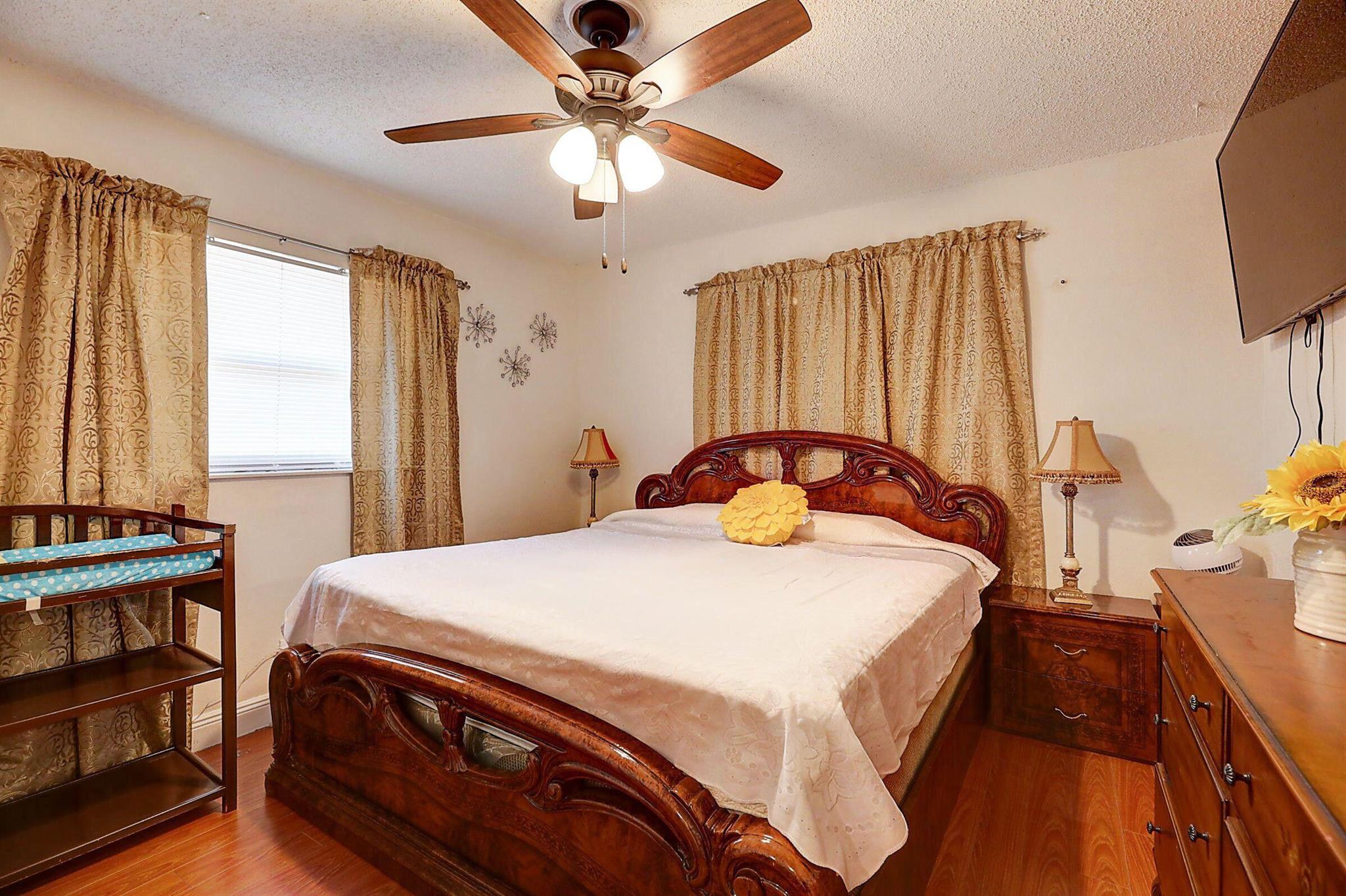 PINE AIR 5 - Residential