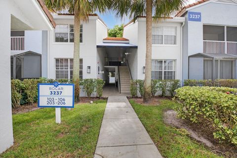 3237 Clint Moore Rd 206 Boca Raton FL 33496