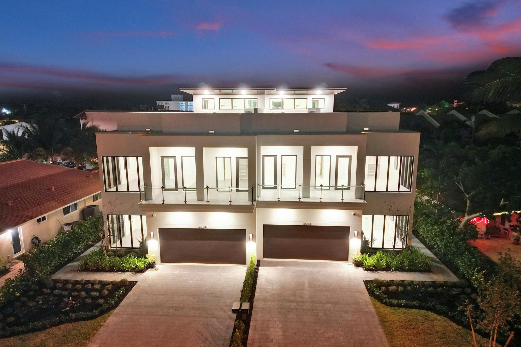 SILVER SHORES SEC OF LAUDERDALE - Residential