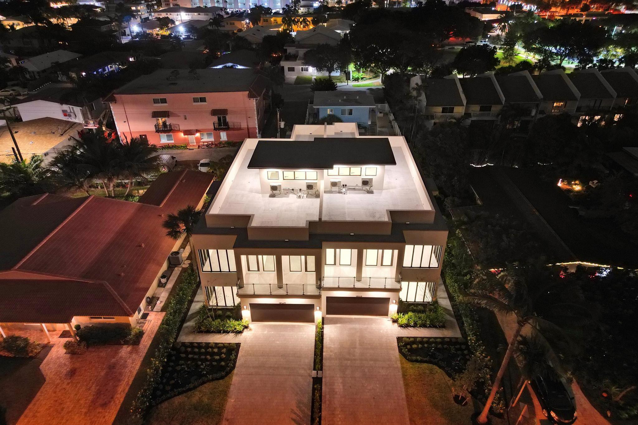 SILVER SHORES SEC OF LAUDERDALE - Residential