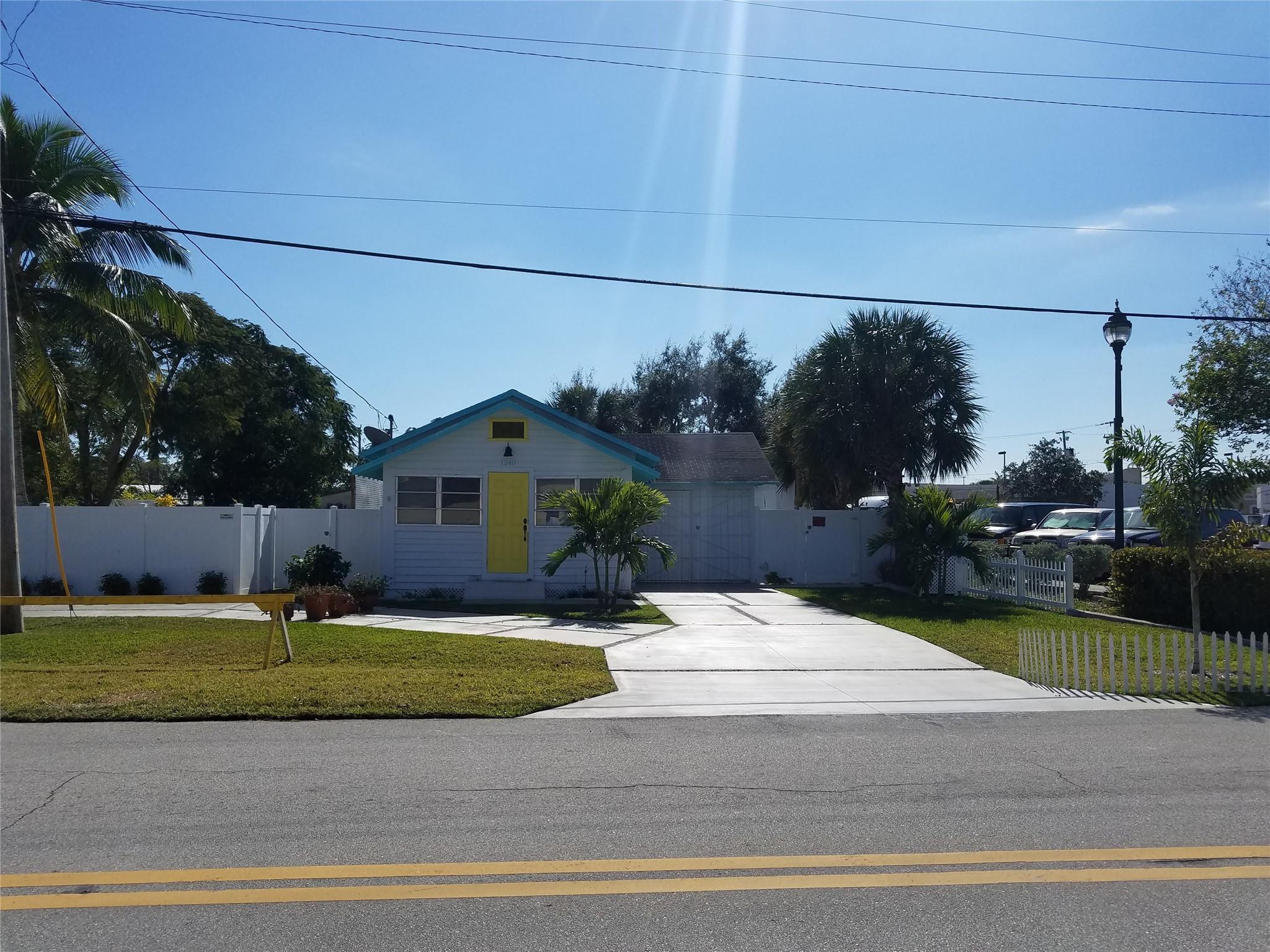 Oakland Park 2-38 B - Residential
