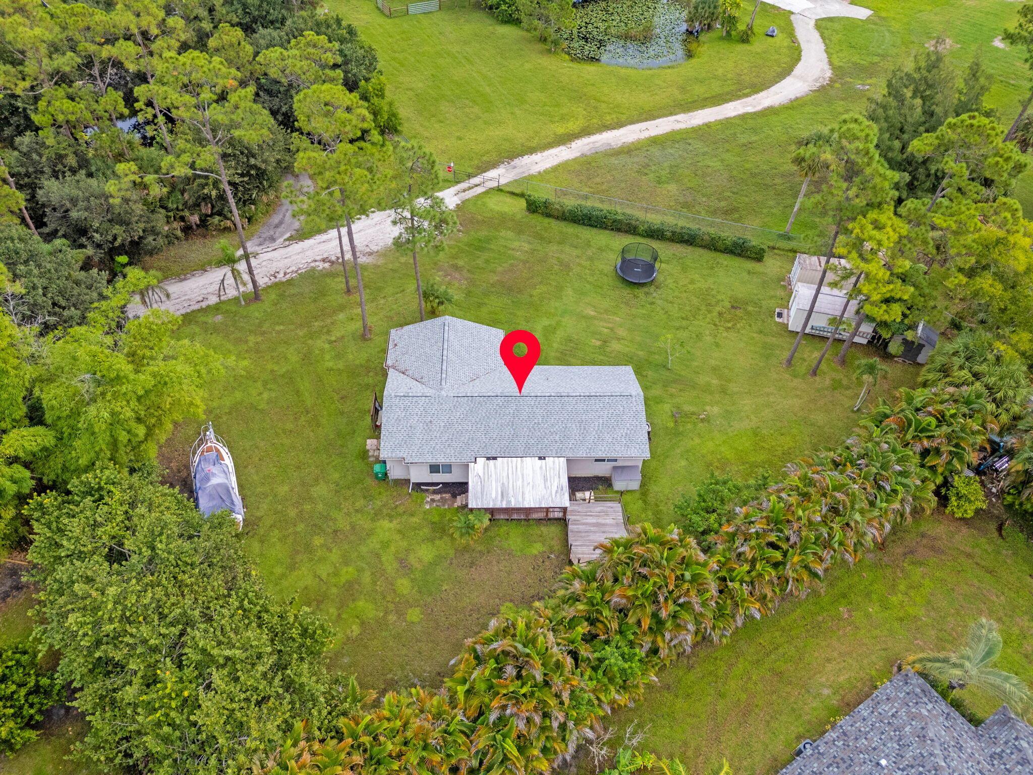 LOXAHATCHEE GROVES IN - Residential