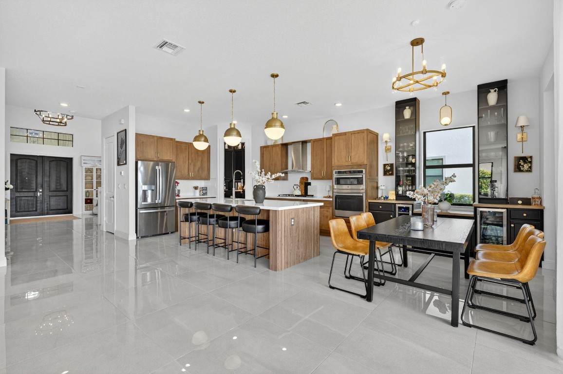 Parkland Bay 183-49 B - Residential