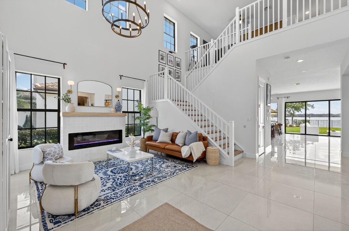 Parkland Bay 183-49 B - Residential