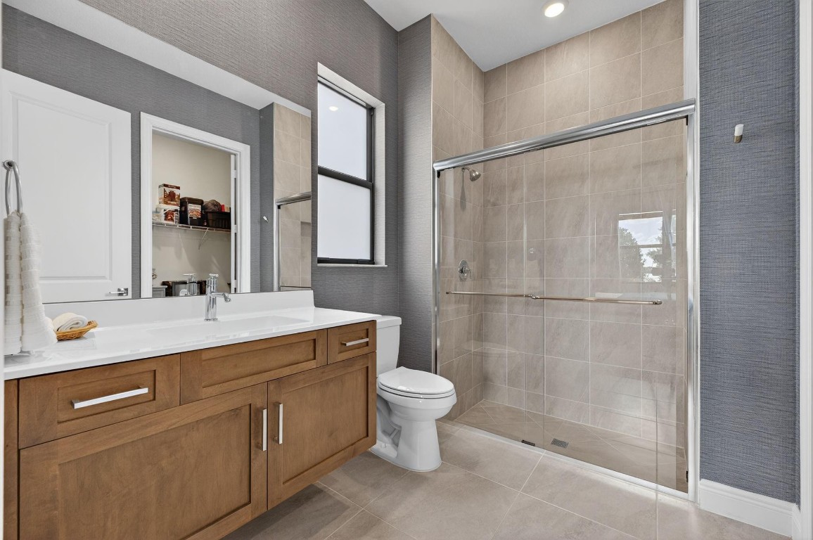 Parkland Bay 183-49 B - Residential