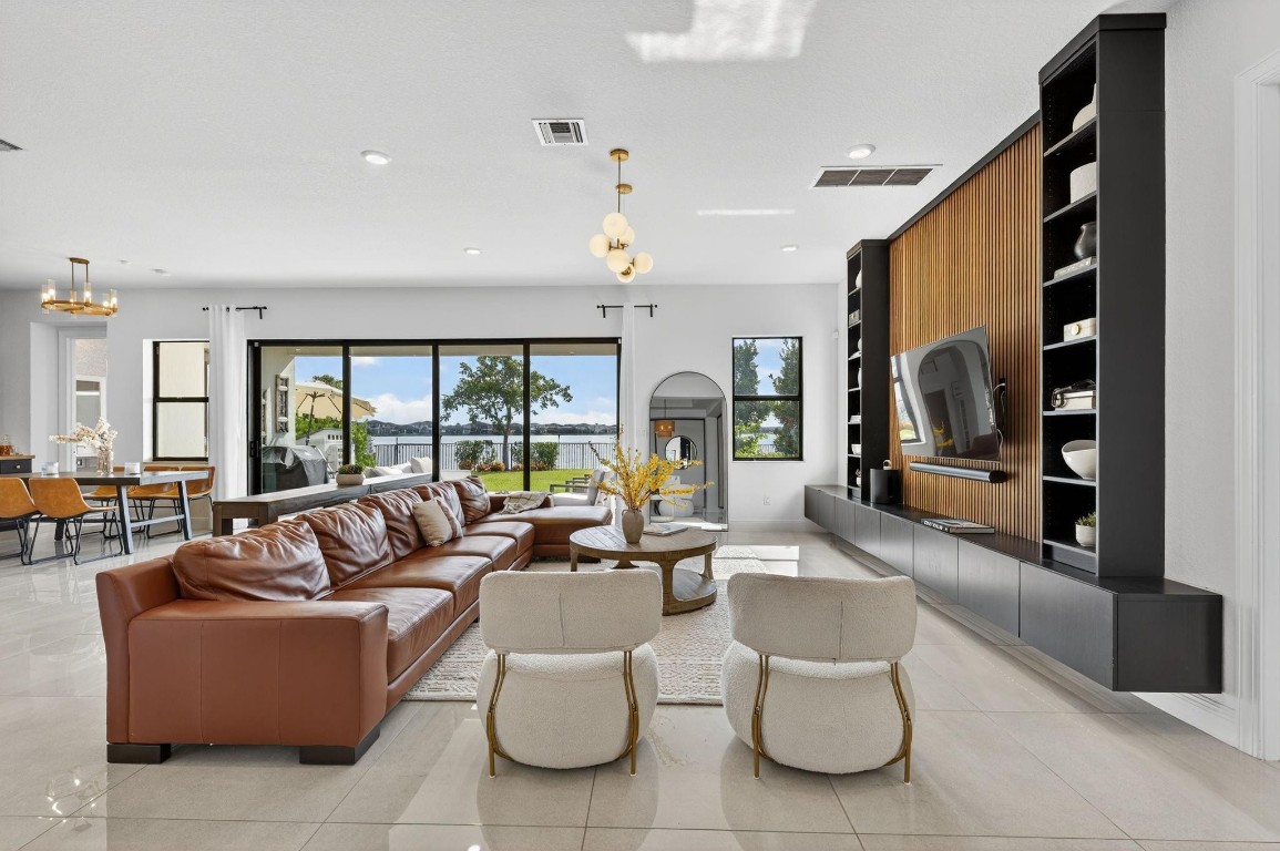 Parkland Bay 183-49 B - Residential