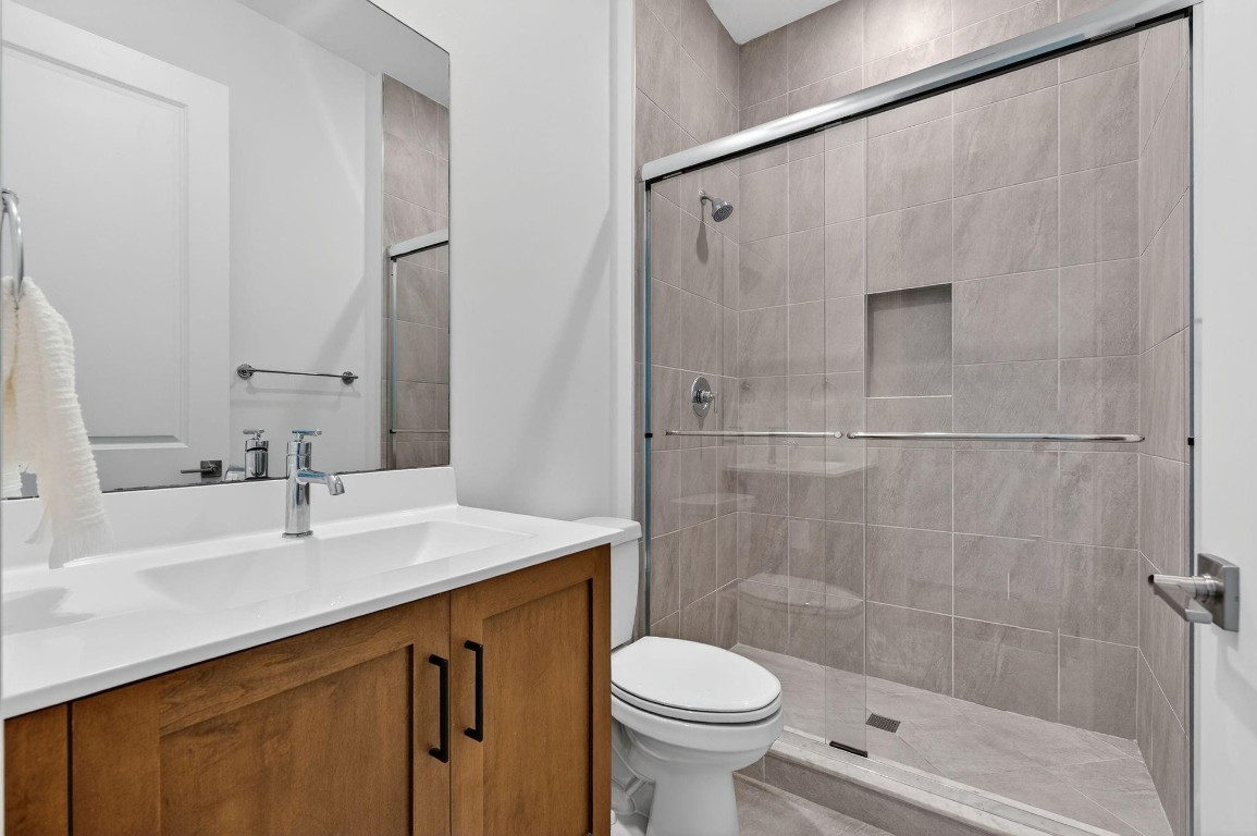 Parkland Bay 183-49 B - Residential