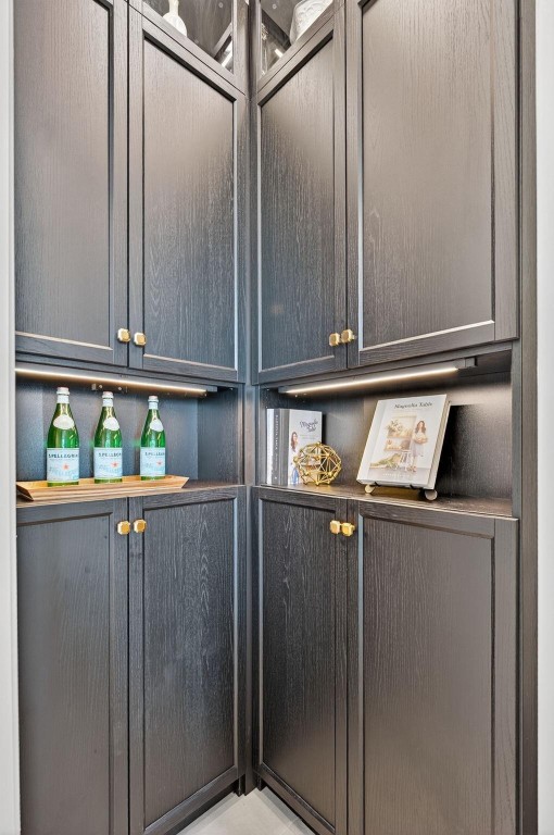 Parkland Bay 183-49 B - Residential