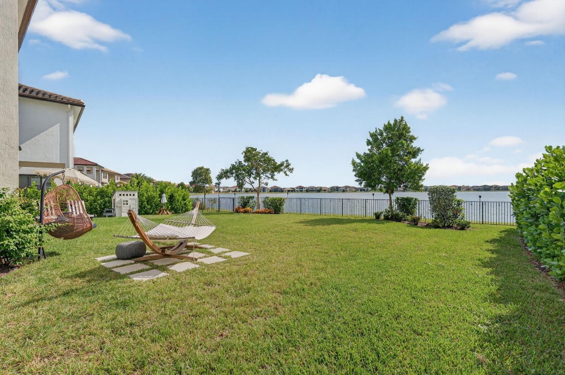 Parkland Bay 183-49 B - Residential