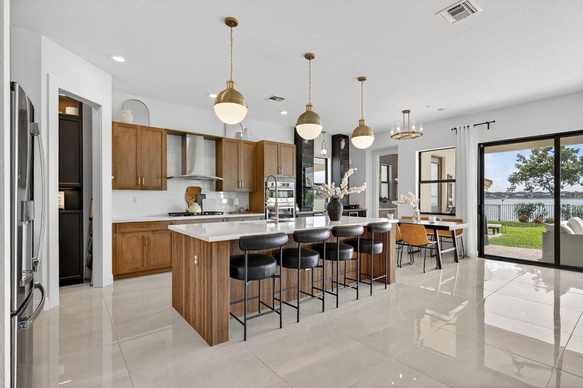 Parkland Bay 183-49 B - Residential