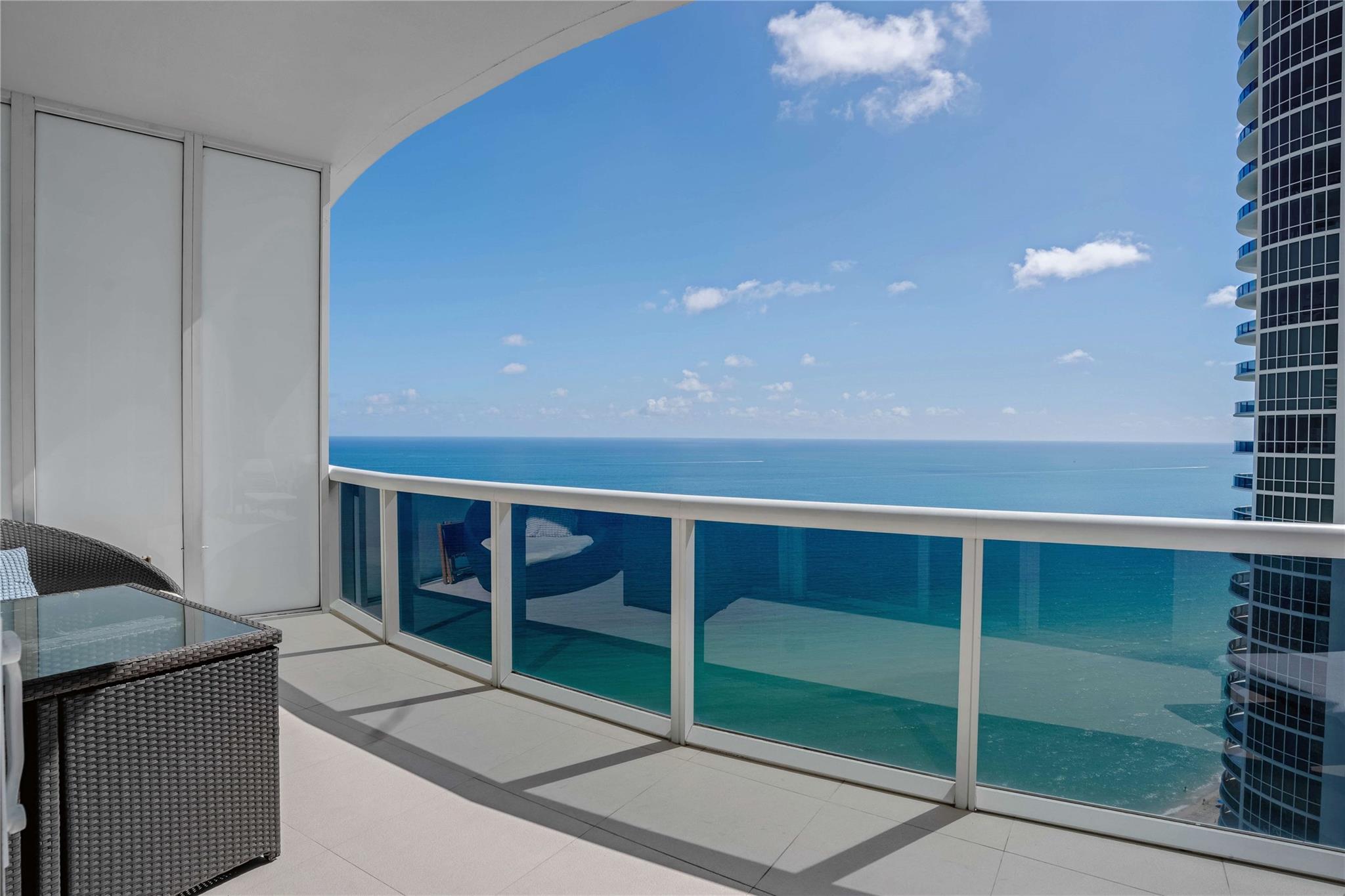 16001 Collins Ave 3107