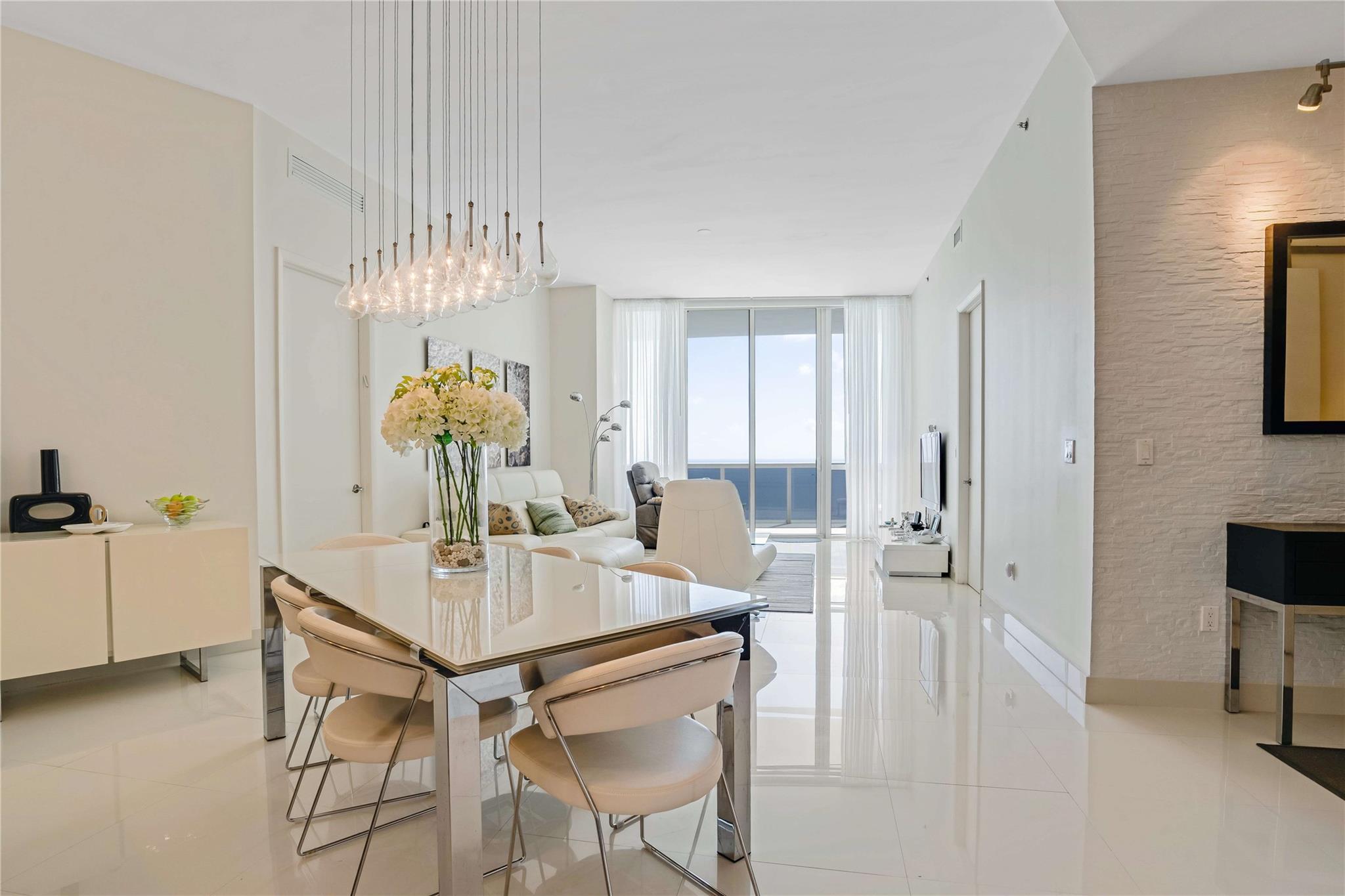 Trump Tower 1 - Residential