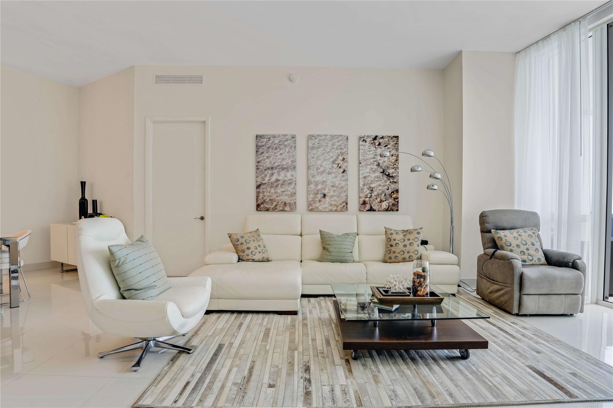 Trump Tower 1 - Residential