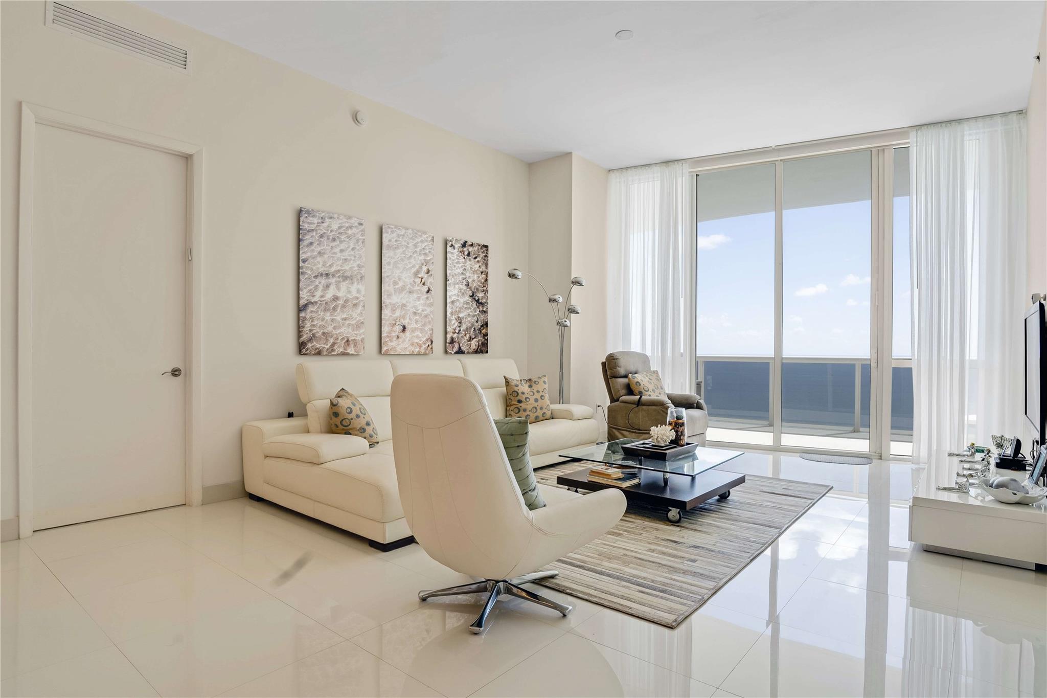 Trump Tower 1 - Residential