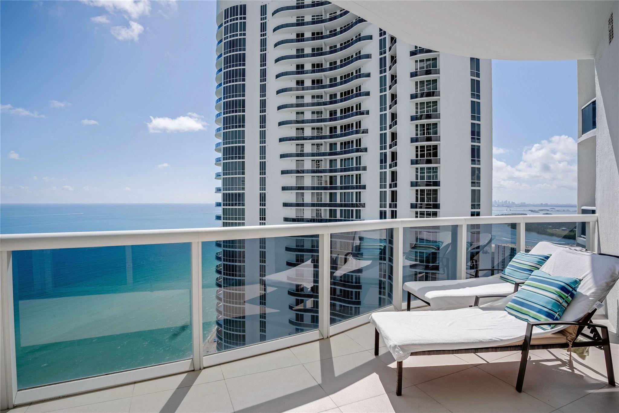 Trump Tower 1 - Residential