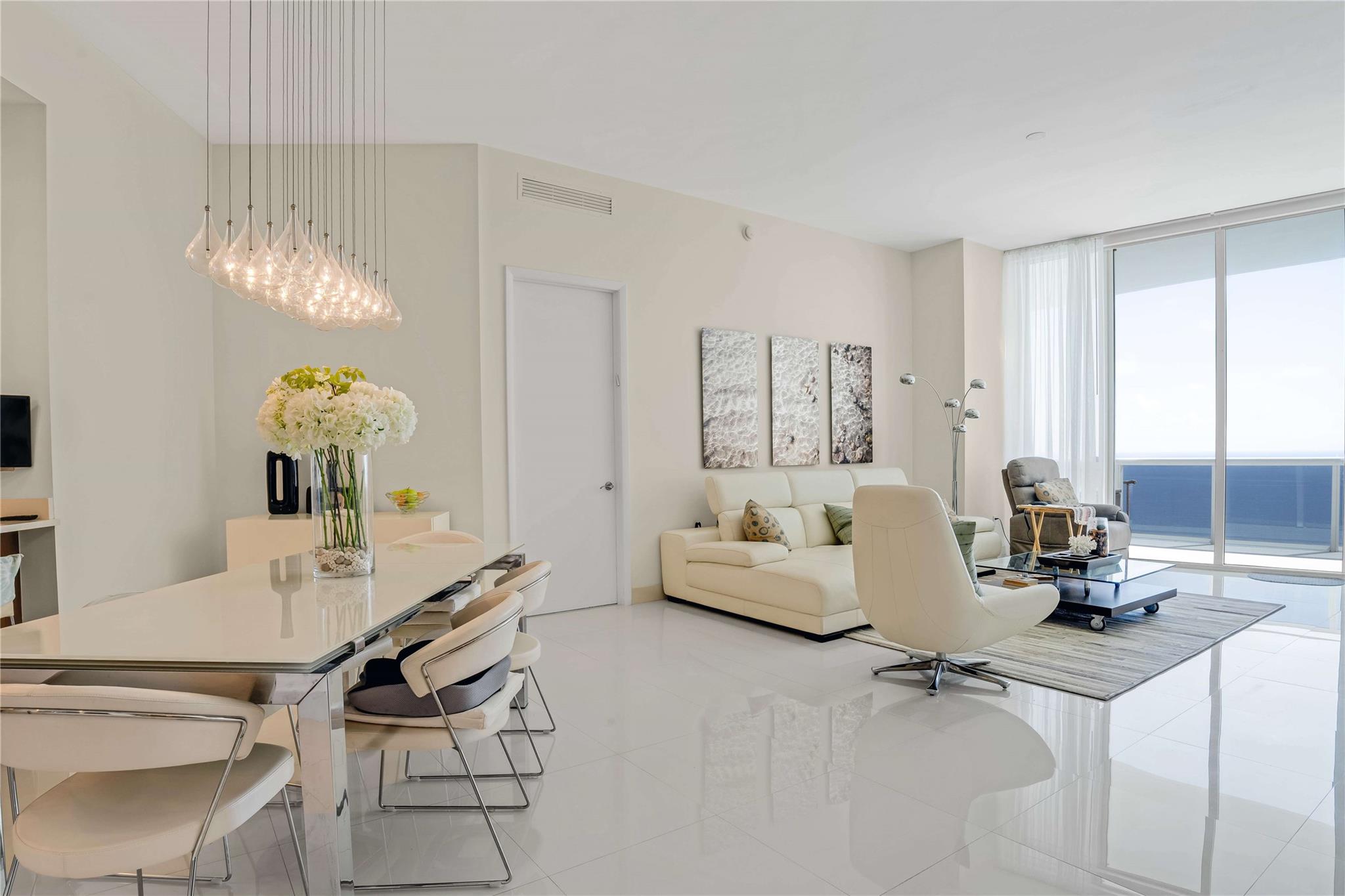 Trump Tower 1 - Residential