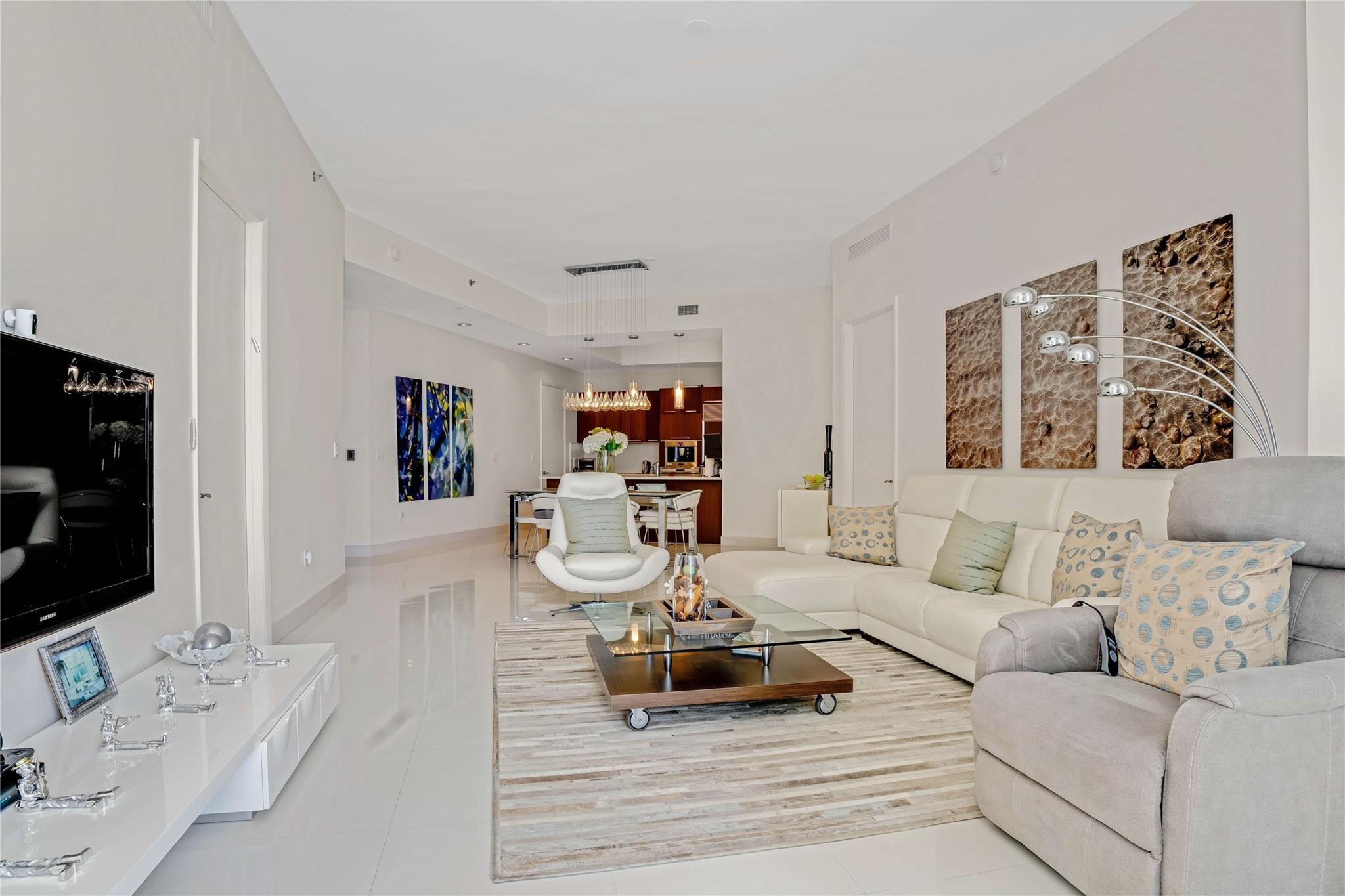 Trump Tower 1 - Residential