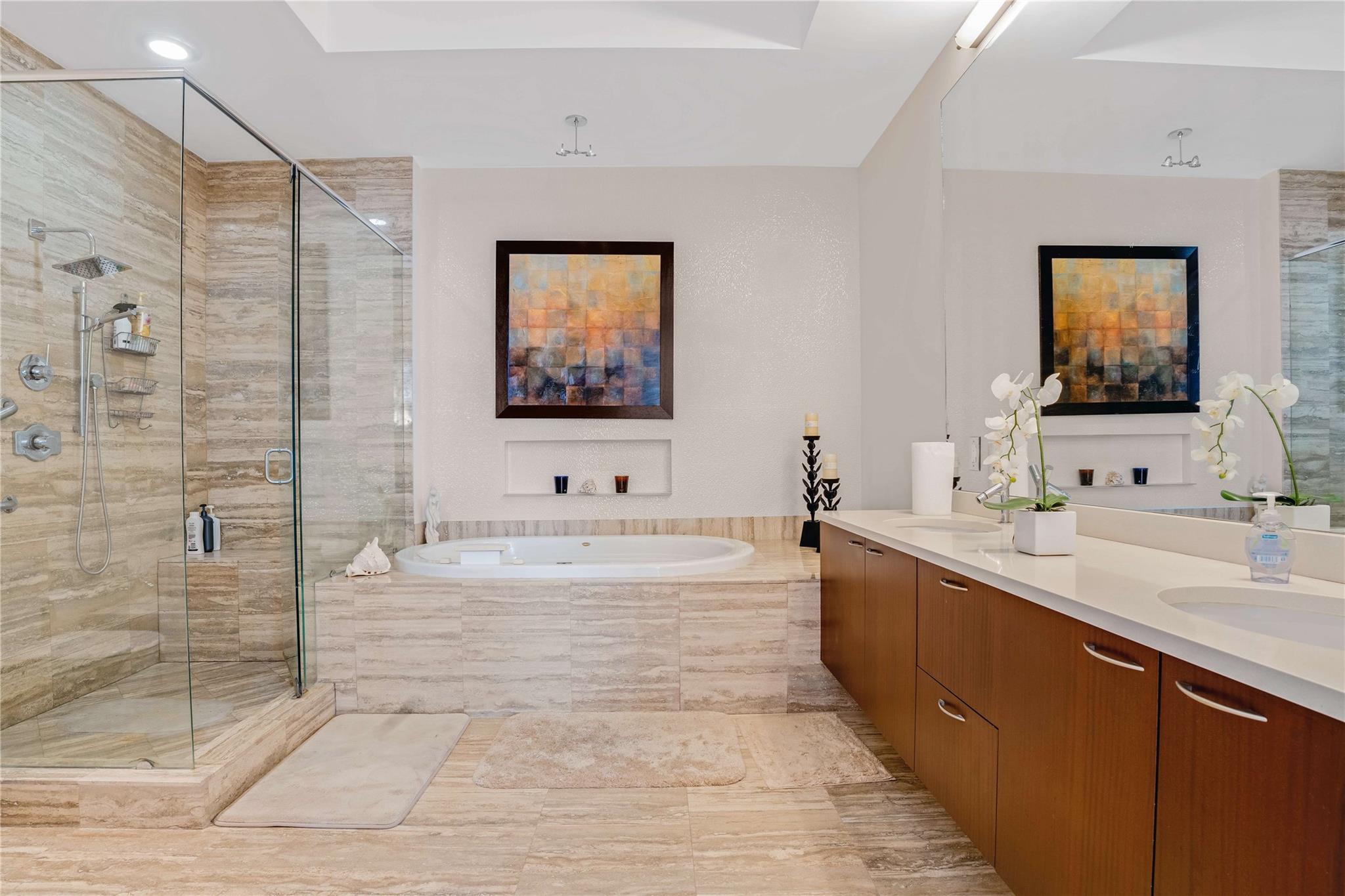 Trump Tower 1 - Residential