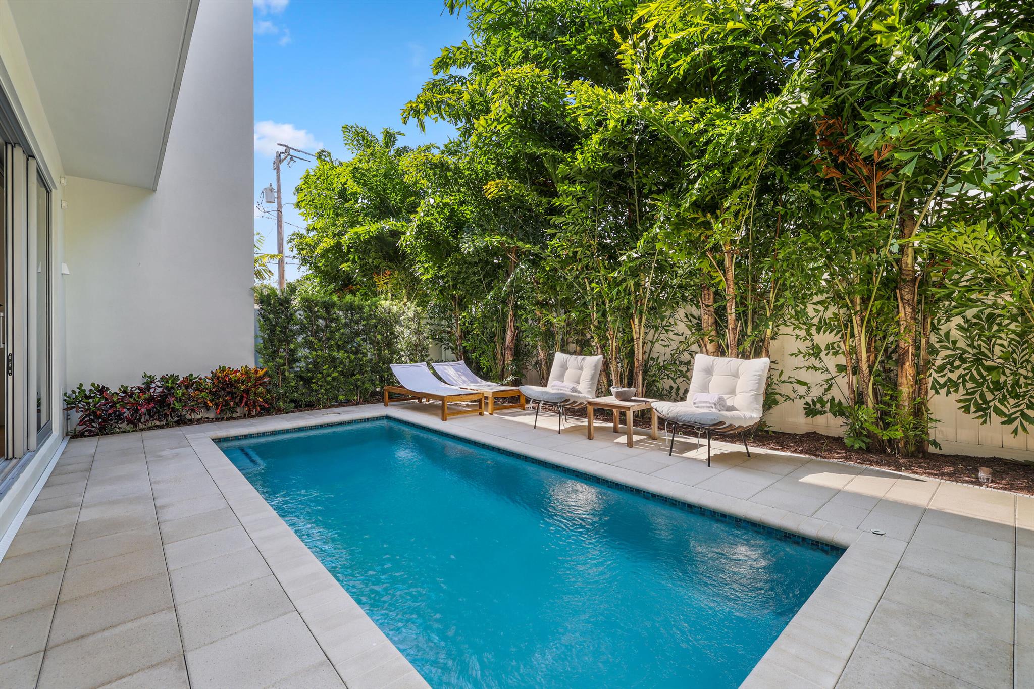 DELRAY TOWN OF - Residential Lease