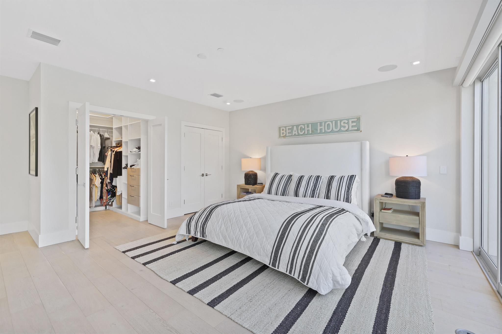 DELRAY TOWN OF - Residential Lease