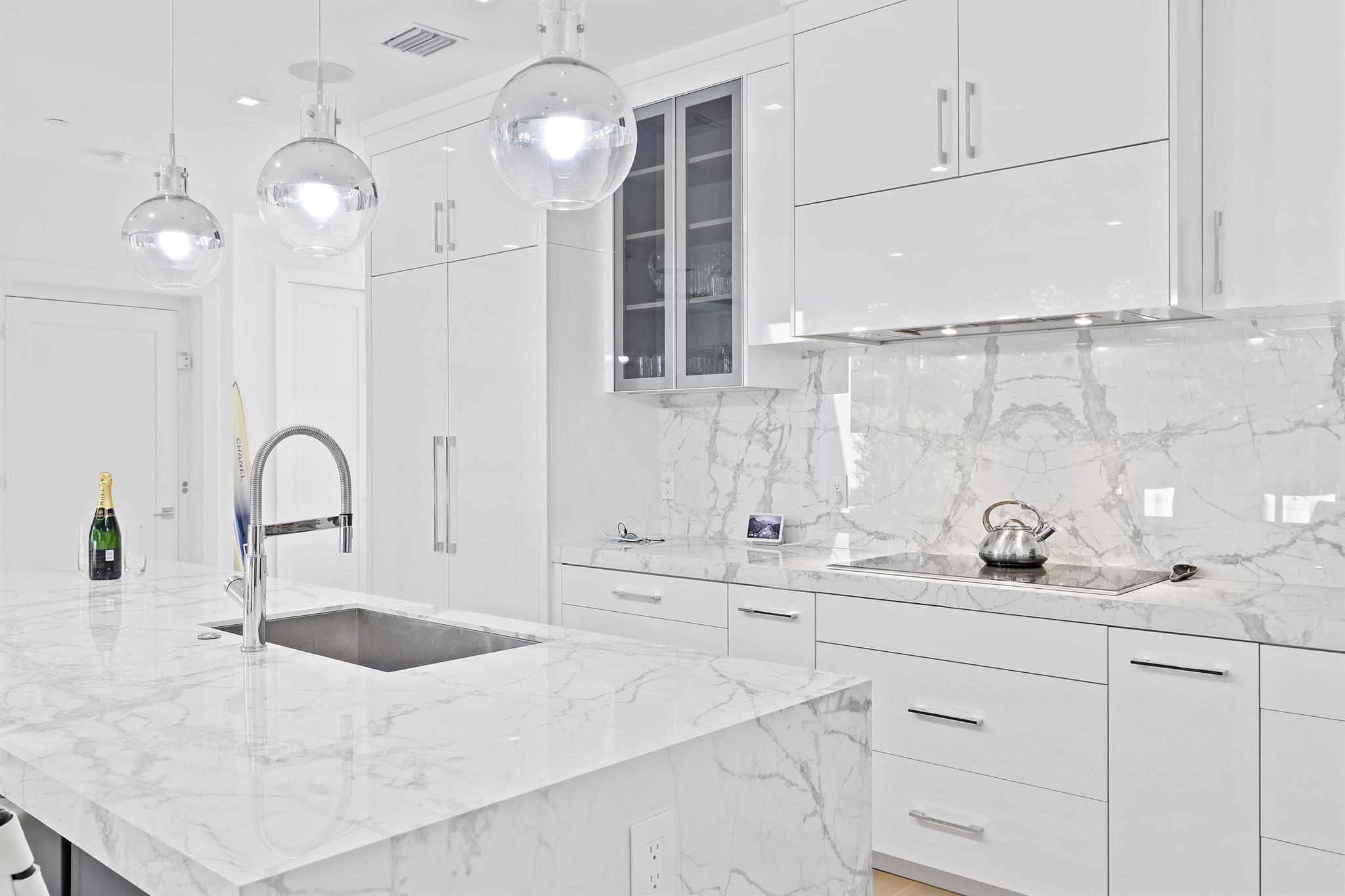 DELRAY TOWN OF - Residential Lease